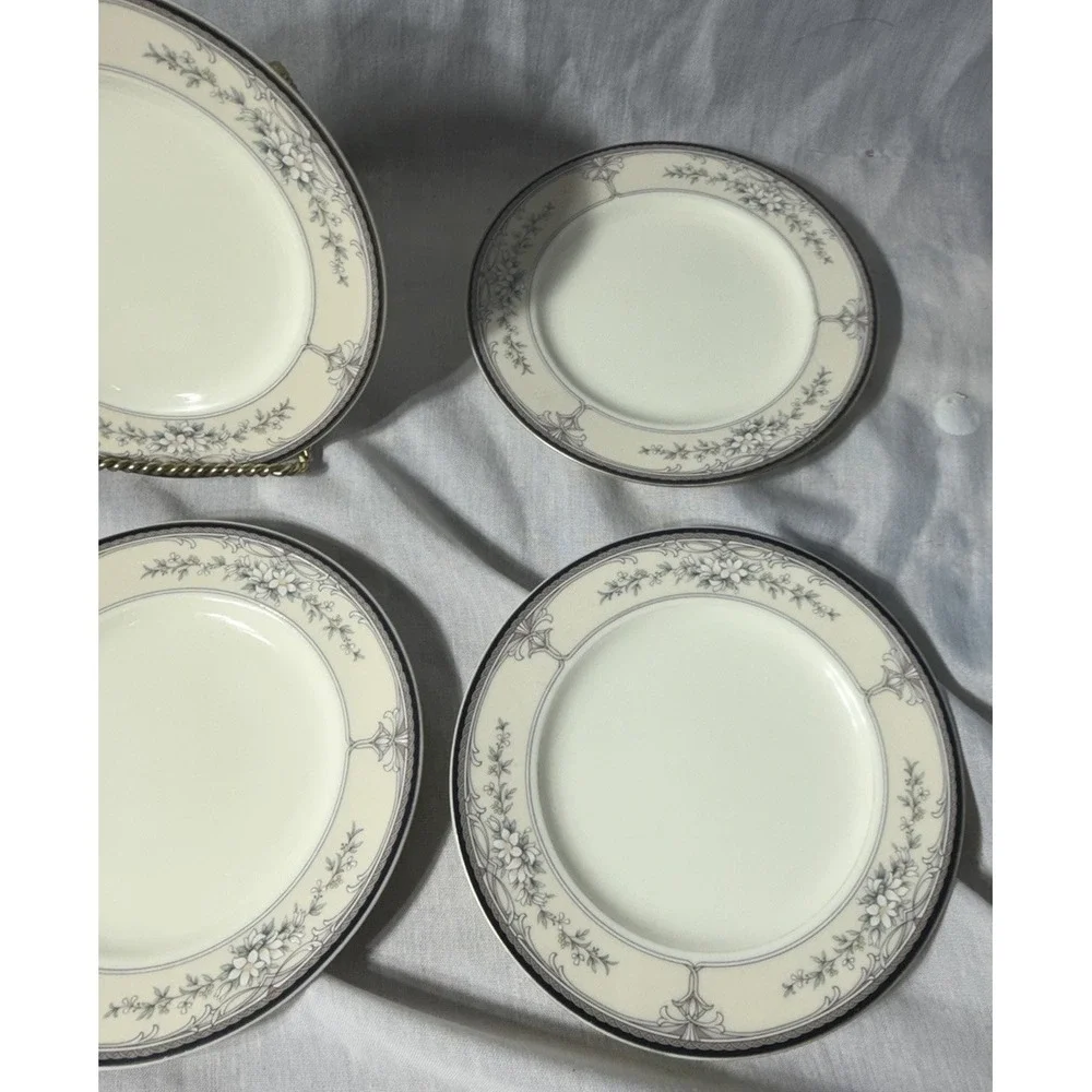 NORITAKE CHURCHILL 9750 SET OF 5 BONE CHINA BREAD & BUTTER‎ PLATES - 6 inch